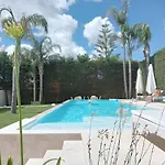 Vigne Vecchie Bed and Breakfast 4*