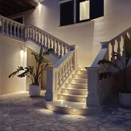 Vigne Vecchie Bed & Breakfast 2*